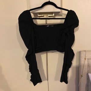Cropped Zara shirt with puff sleeves
